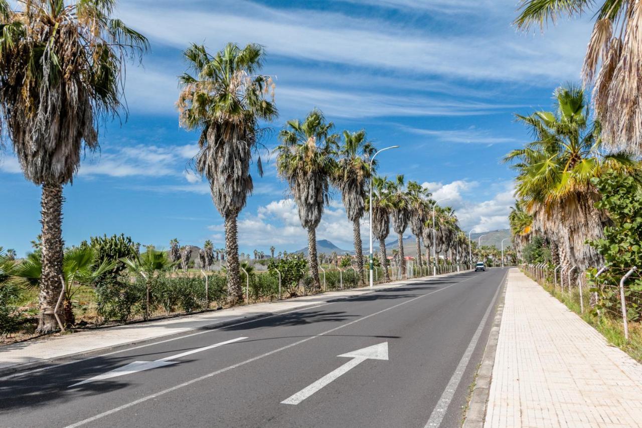 Golf View Apartment - Stunning Ocean View Golf Del Sur San Miguel de Abona Exterior photo