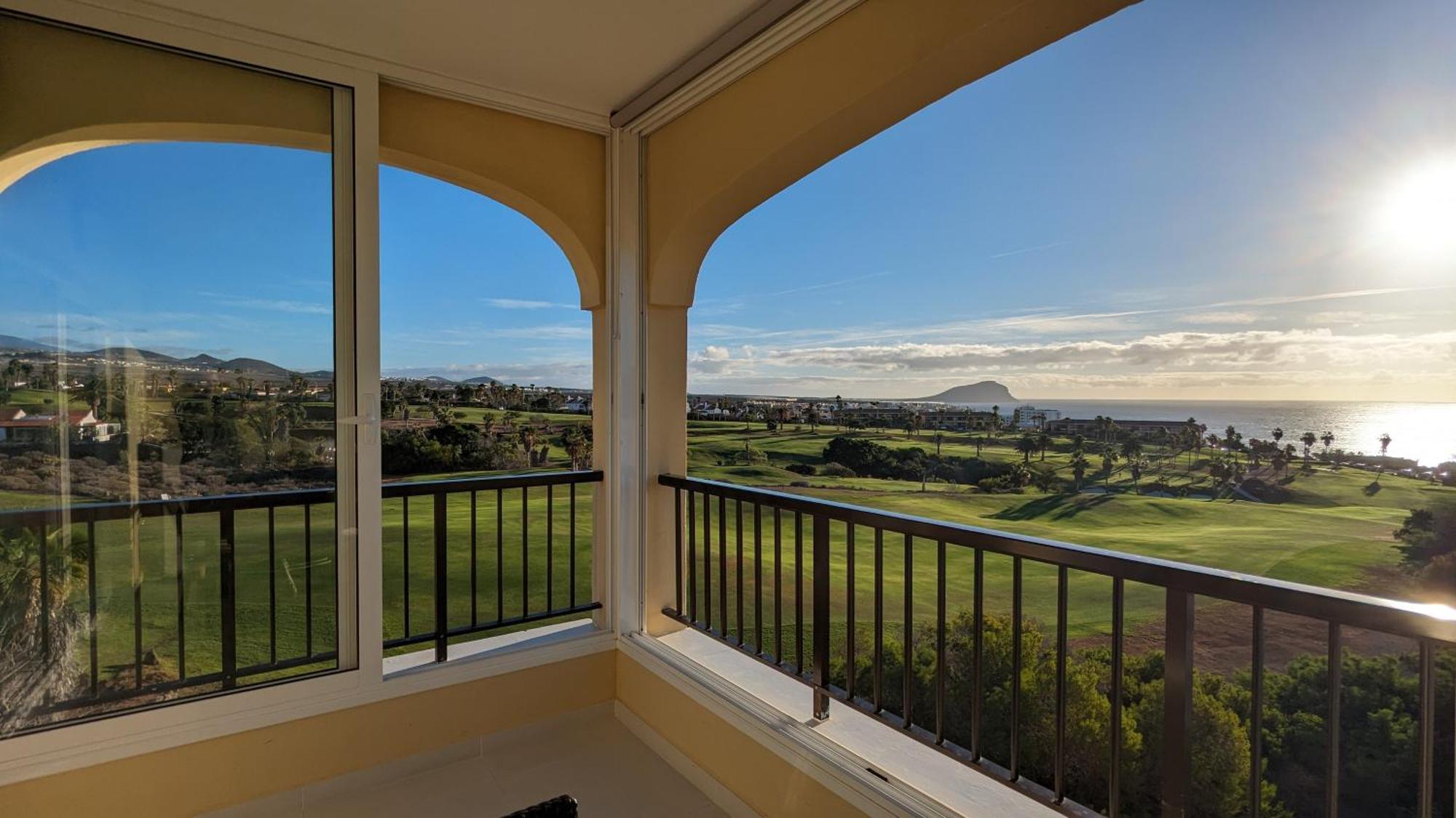Golf View Apartment - Stunning Ocean View Golf Del Sur San Miguel de Abona Exterior photo